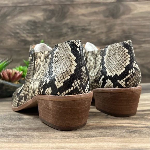 NIB Madewell Sonia Low Chelsea Western Ankle Bootie Snake Embossed Leather 7 - Picture 7 of 12